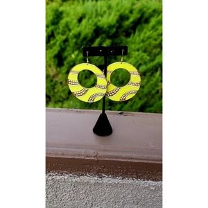 Vtg Round Hoop Metal Earrings